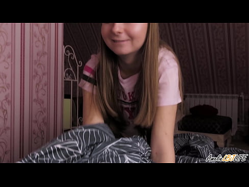 ❤️ La bionda succhia profondamente la sua migliore amica e si fa sborrare in bocca ❤️ Pornoal it.kassavrn.ru ☑
